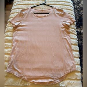 Lululemon Love Crew Short Sleeve T-Shirt Lightweight in Pink Mist